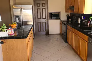 17442 N 24th Dr, Phoenix, AZ 85023 - Photo 7
