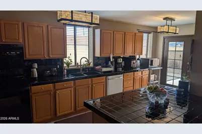 17442 N 24th Drive, Phoenix, AZ 85023 - Photo 9