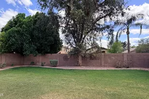 243 W Raven Dr, Chandler, AZ 85286 - Photo 31