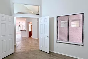 243 W Raven Dr, Chandler, AZ 85286 - Photo 19