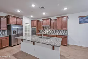 29507 N 113th Ln, Peoria, AZ 85383 - Photo 7