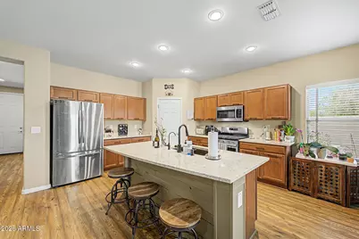 27513 N 175th Drive, Surprise, AZ 85387 - Photo 9