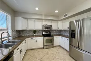 2529 W Big Oak St, Phoenix, AZ 85085 - Photo 9