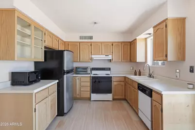1920 E 18th Avenue, Apache Junction, AZ 85119 - Photo 9