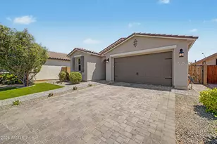 725 E Liberty Ln, Gilbert, AZ 85296 - Photo 7