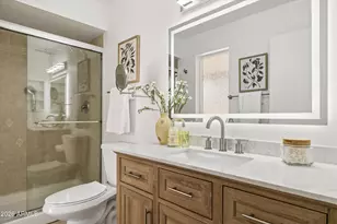 857 E Coral Gables Dr, Phoenix, AZ 85022 - Photo 19