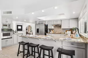 857 E Coral Gables Dr, Phoenix, AZ 85022 - Photo 3