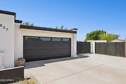 857 E Coral Gables Drive, Phoenix, AZ 85022 - Photo 7