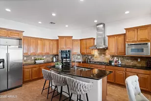 25609 N 55th Dr, Phoenix, AZ 85083 - Photo 21