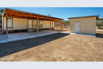 19725 E Squaw Valley Drive, Black Canyon City, AZ 85324 - Photo 3