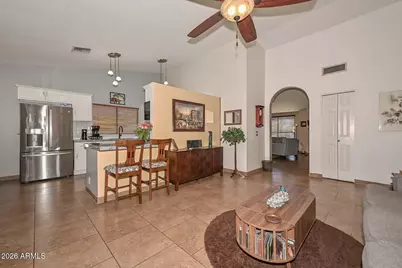 7637 W Dreyfus Drive, Peoria, AZ 85381 - Photo 7
