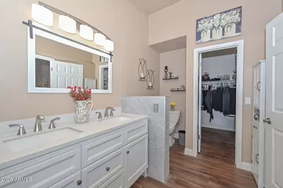 7637 W Dreyfus Drive, Peoria, AZ 85381 - Photo 11