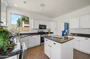7015 W Blackhawk Dr, Glendale, AZ 85308 - Photo 15