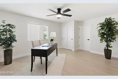19430 N Willowcreek Circle, Sun City, AZ 85373 - Photo 29