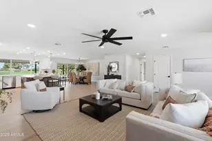 19430 N Willowcreek Cir, Sun City, AZ 85373 - Photo 9