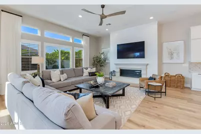 2766 E Bonanza Court, Gilbert, AZ 85297 - Photo 13