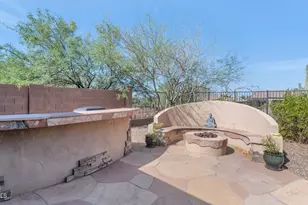 41734 N Maidstone Ct, Phoenix, AZ 85086 - Photo 23