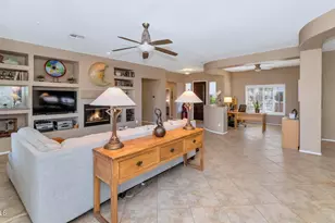 41734 N Maidstone Ct, Phoenix, AZ 85086 - Photo 7
