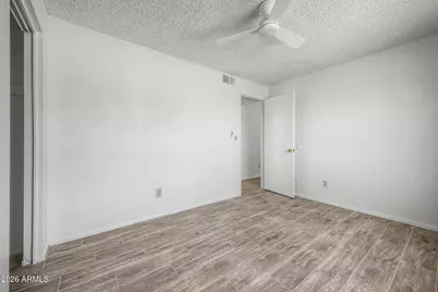 3646 N 67th Avenue #106, Phoenix, AZ 85033 - Photo 9