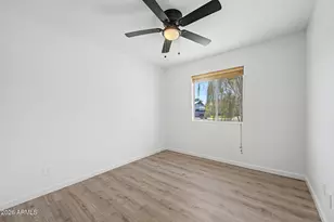 3226 W Michelle Dr, Phoenix, AZ 85053 - Photo 17