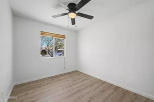 3226 W Michelle Dr, Phoenix, AZ 85053 - Photo 19