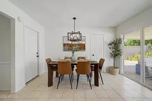 3226 W Michelle Dr, Phoenix, AZ 85053 - Photo 7