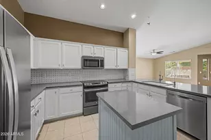 20266 N 104th Ave, Peoria, AZ 85382 - Photo 11