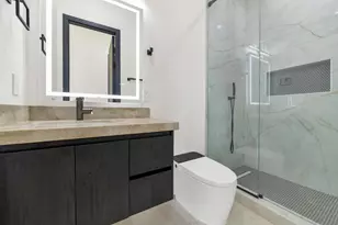 5927 E North Ln, Paradise Valley, AZ 85253 - Photo 17