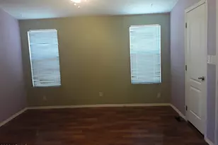 10955 N 79th Ave, Peoria, AZ 85345 - Photo 15