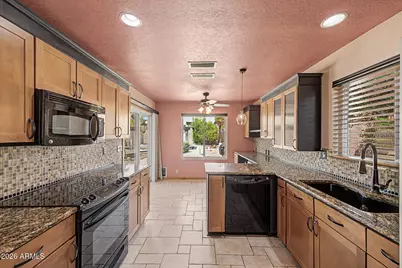20347 N 109th Lane, Peoria, AZ 85373 - Photo 3