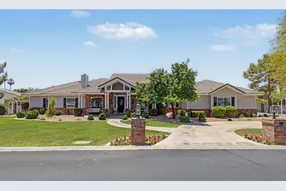 609 E Horseshoe Avenue, Gilbert, AZ 85296 - Photo 1