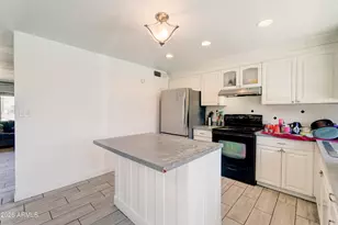 7937 W Meadowbrook Ave, Phoenix, AZ 85033 - Photo 11