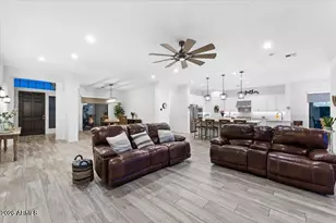 2538 E Ravenswood Dr, Gilbert, AZ 85298 - Photo 11