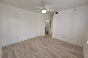 1351 N Pleasant Dr, Chandler, AZ 85225 - Photo 9