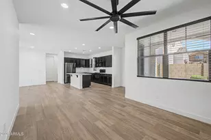 3834 E Branham Ln, Phoenix, AZ 85042 - Photo 7
