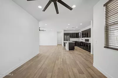 3834 E Branham Lane, Phoenix, AZ 85042 - Photo 7