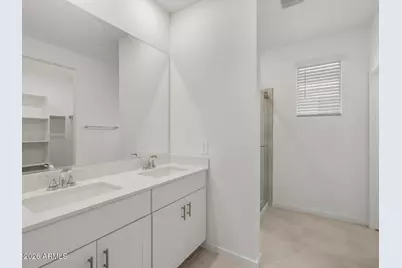 248 N 176th Lane, Goodyear, AZ 85338 - Photo 9