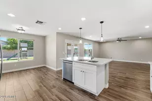 3165 W Zachary Dr, Phoenix, AZ 85027 - Photo 15
