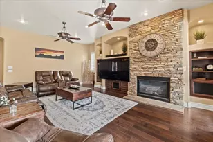 4053 E Thunderheart Ct, Gilbert, AZ 85297 - Photo 37