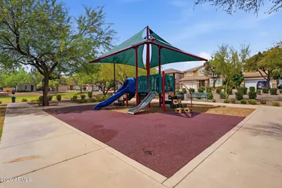 5740 S 21st Place, Phoenix, AZ 85040 - Photo 23