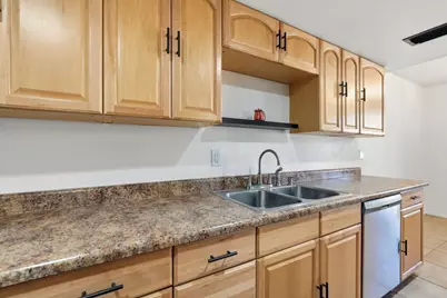 1017 E Redfield Road, Tempe, AZ 85283 - Photo 3