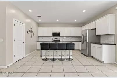 17321 W Country Club Terrace, Surprise, AZ 85387 - Photo 17