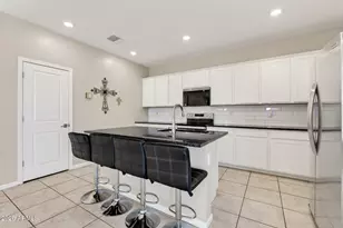 17321 W Country Club Terrace, Surprise, AZ 85387 - Photo 19