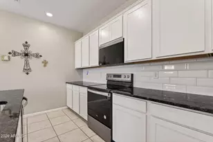17321 W Country Club Terrace, Surprise, AZ 85387 - Photo 21