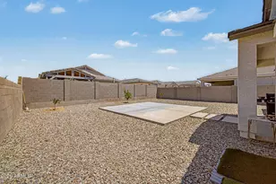 10410 W Sonrisas St, Tolleson, AZ 85353 - Photo 37