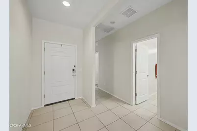 10410 W Sonrisas Street, Tolleson, AZ 85353 - Photo 9