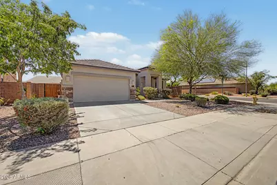 16953 W Limestone Drive, Surprise, AZ 85374 - Photo 3