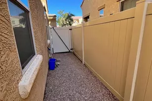 1367 S Country Club Dr, Mesa, AZ 85210 - Photo 33