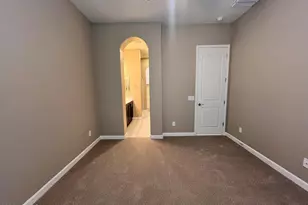 1367 S Country Club Dr, Mesa, AZ 85210 - Photo 19