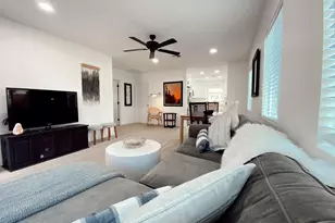 2502 N 29th Pl, Phoenix, AZ 85008 - Photo 1